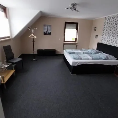 & Restaurant - Zum Schleicher Kuckuck *