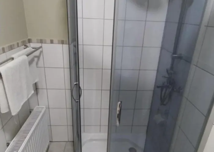 & Restaurant - Zum Schleicher Kuckuck Schleich